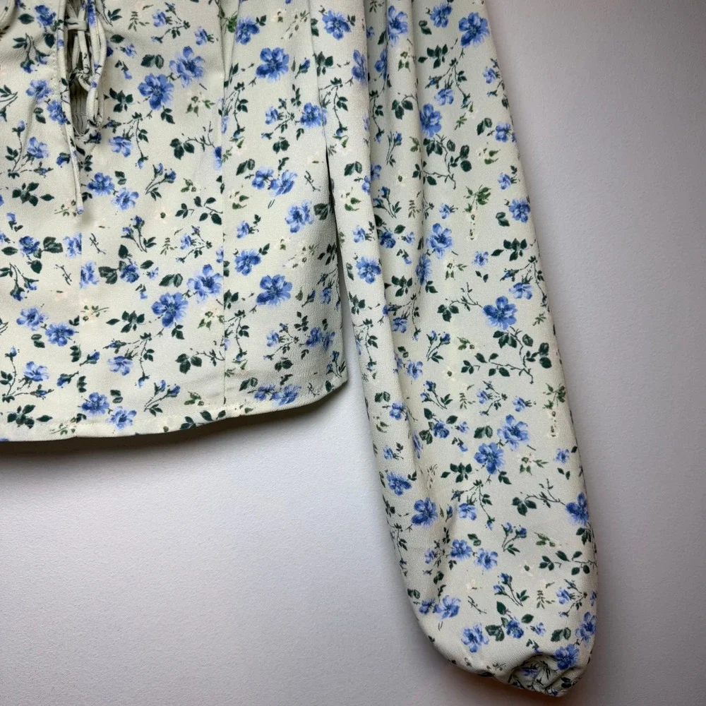 Abercrombie  Puff Sleeve Top Sz XXS Green Floral Tie Boho Cottagecore Sweetheart